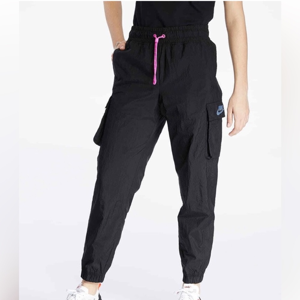 Nike Sportswear Icon Clash Cargo Pants Black Fire Pink